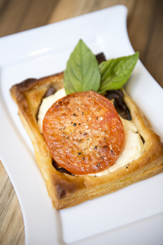 Goats cheese and tomato tart