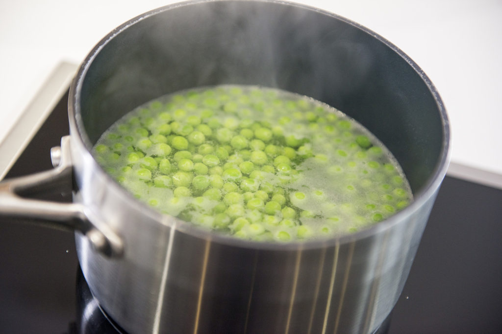 pea purée recipe Home Cooking with Julie Neville1