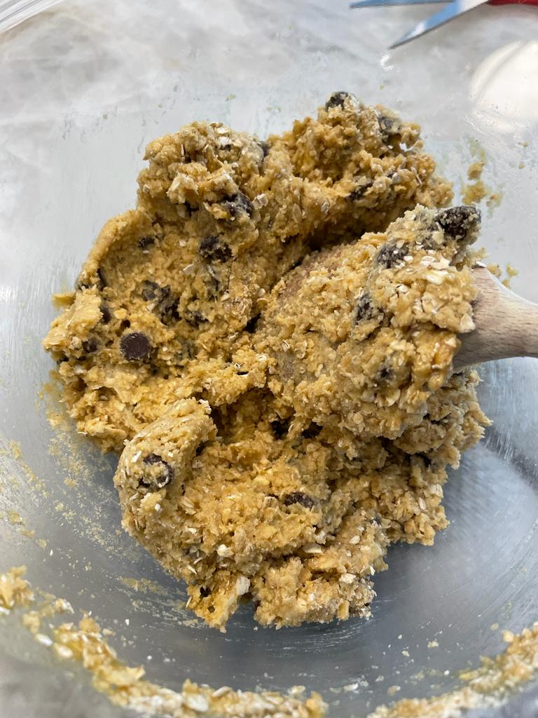 Oatmeal chocolate chip cookies recipe by home cooking with julie neville9