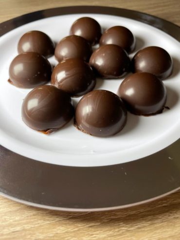 gooey chocolate caramels recipe by home cooking with julie neville14