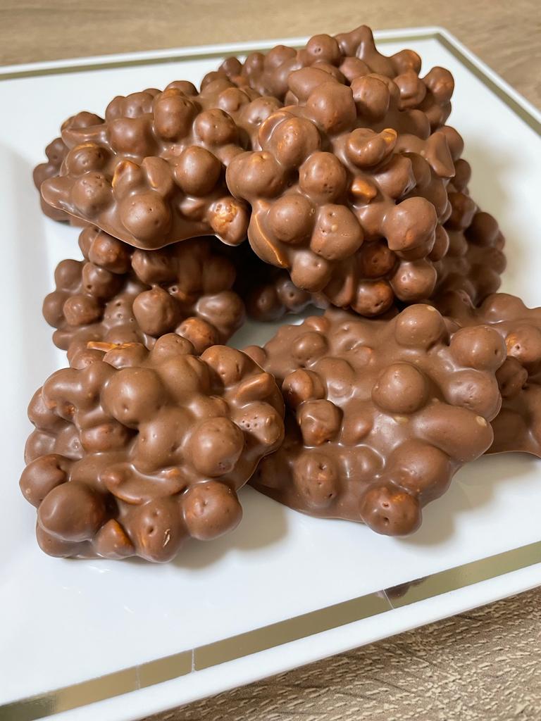 Chocolate peanut clusters home cooking with julie neville9