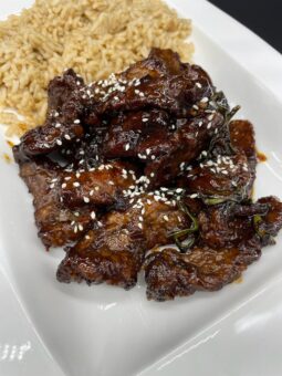 Crispy sticky sesame beef