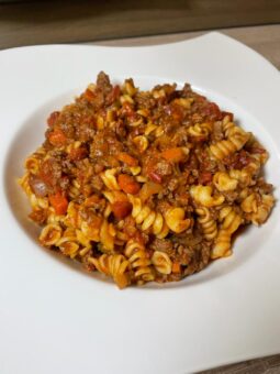 PHILS FAVOURITE BEEF BOLOGNESE_Home Cooking with Julie